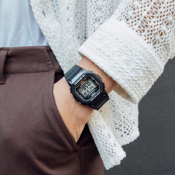 G-SHOCK DW5600E-1V