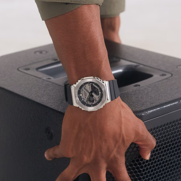 G-SHOCK GM-2100-1A