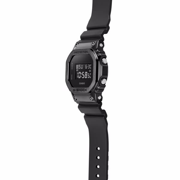G-SHOCK GM5600UB-1D DIGITAL