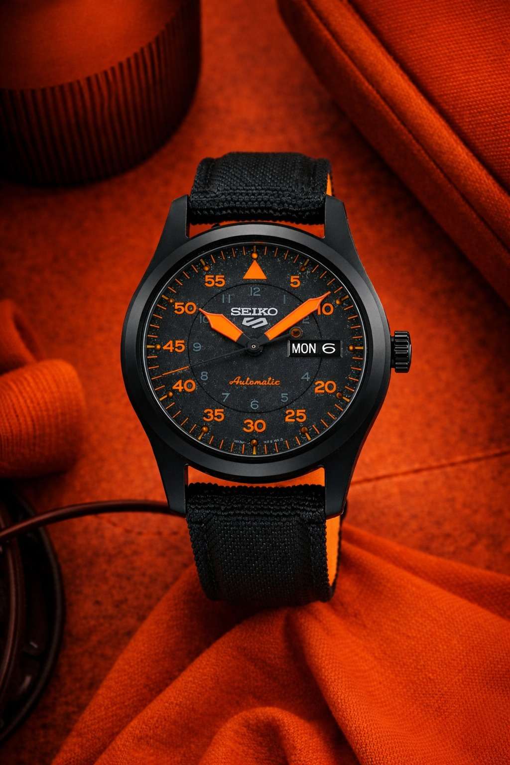 WhatsApp-Image-2026-04-06-at-2.18.54-PM.jpeg SEIKO-5 SRPH33K1 - Image 1